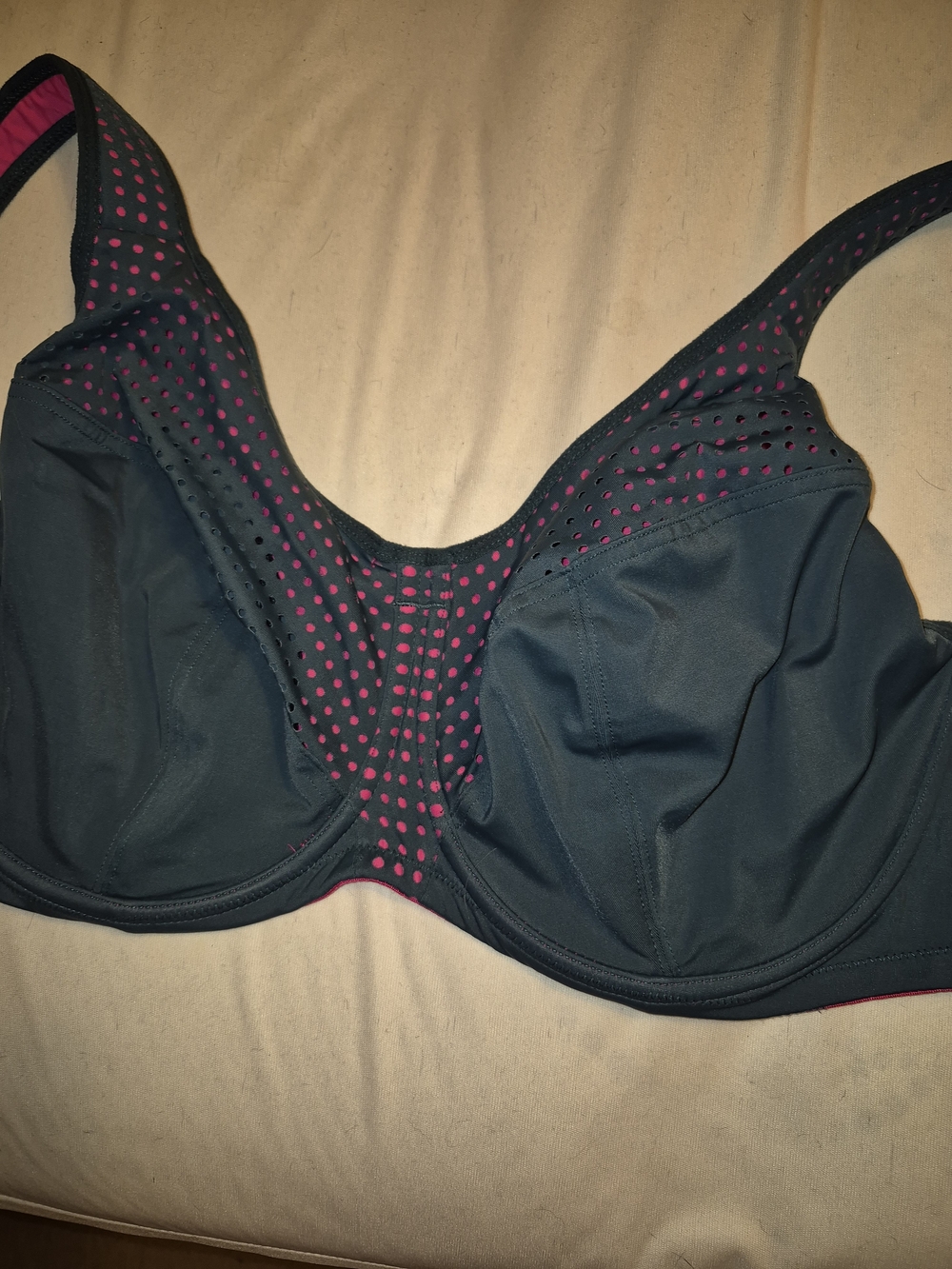 ComfortLift Underwire Sports Bra - Pink/Green
